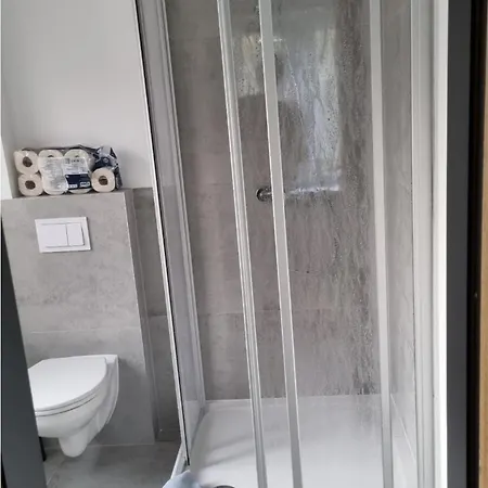 شقة Haus Eiche